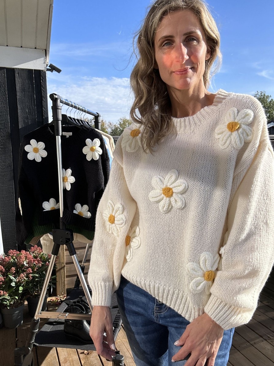 Overdele Gown | Isa Margurit Pullover Med Handlavet Blomster White